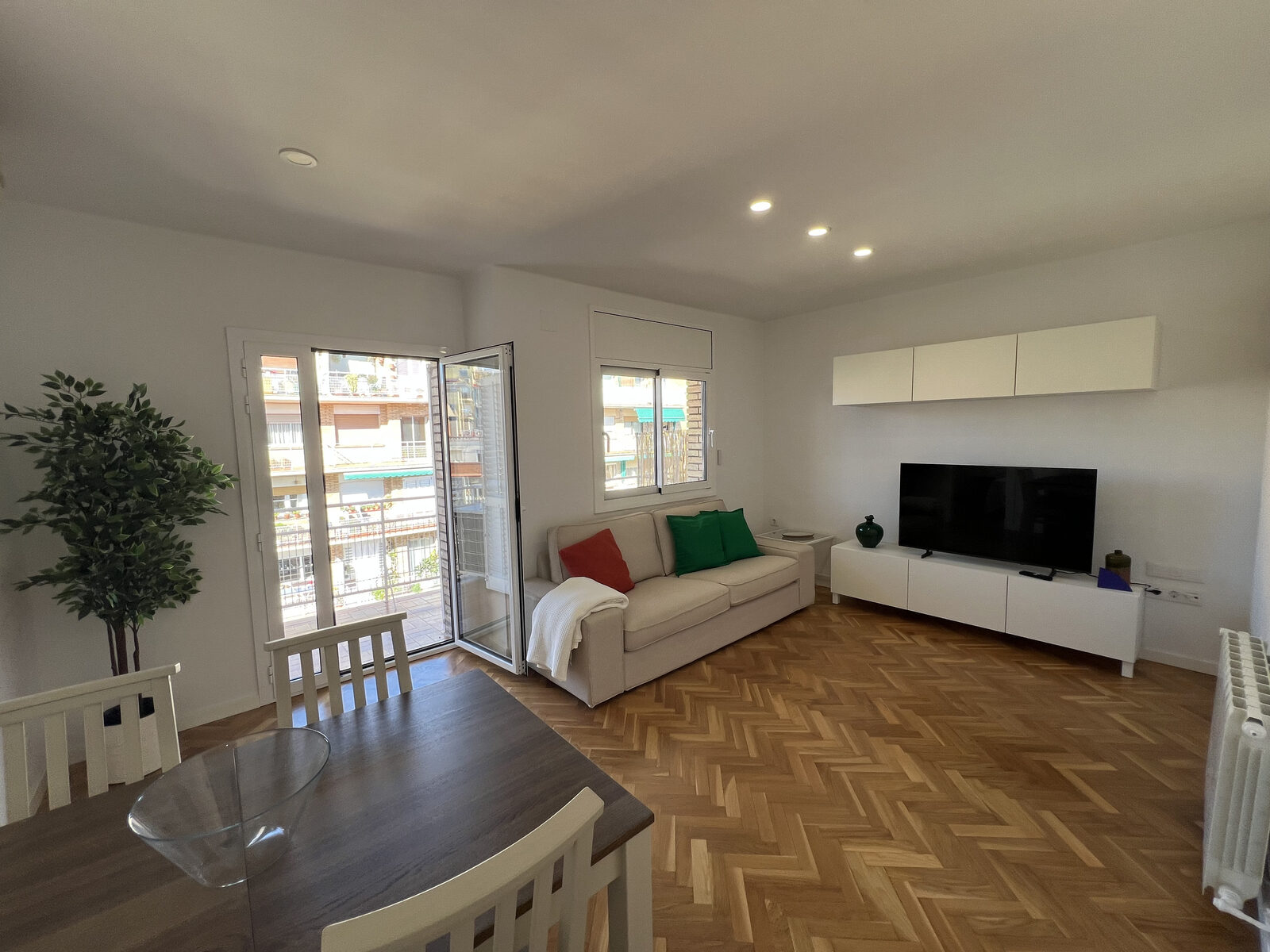 Salón de un piso en la Bonanova