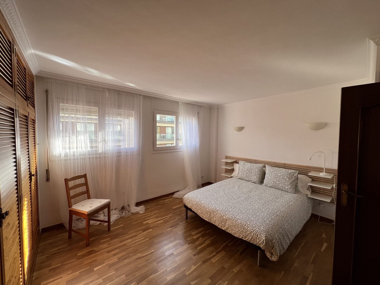 Comedor de un piso en el Raval